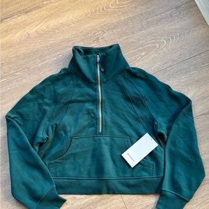 BNWT - lululemon scuba oversized funnel